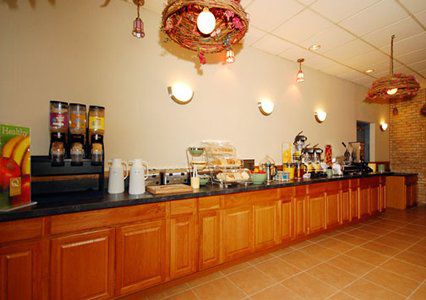 Quality & Conference Center 3*
